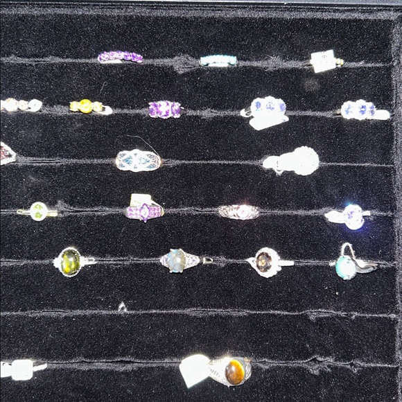 31 Total Multi-Color Rings - Picture 6 of 7